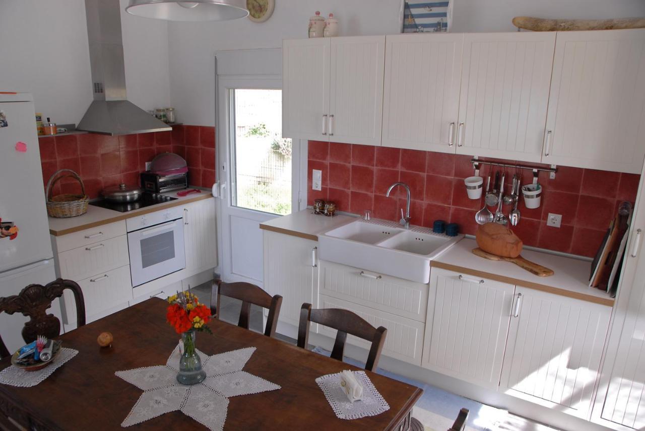 Melinda Holiday House Plomari Екстер'єр фото