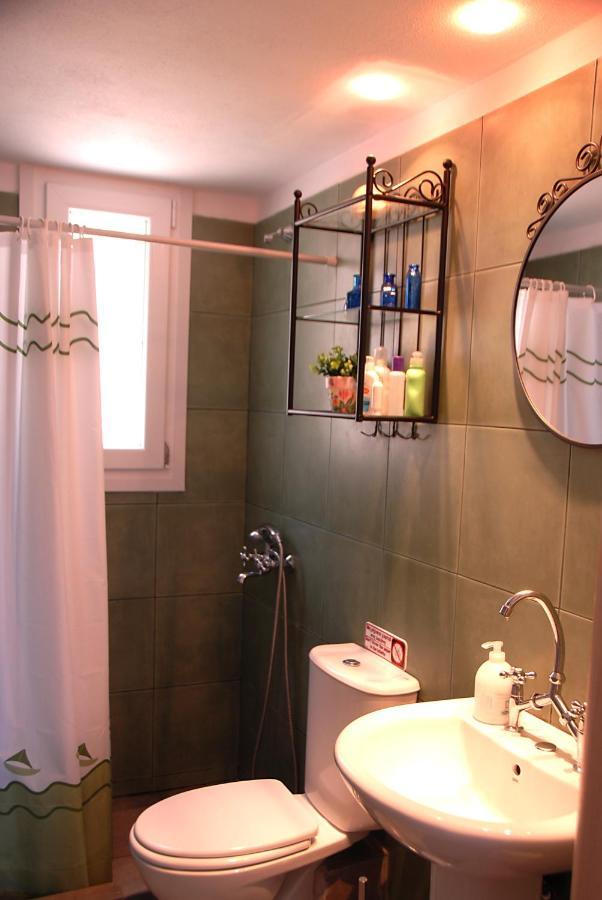 Melinda Holiday House Plomari Екстер'єр фото
